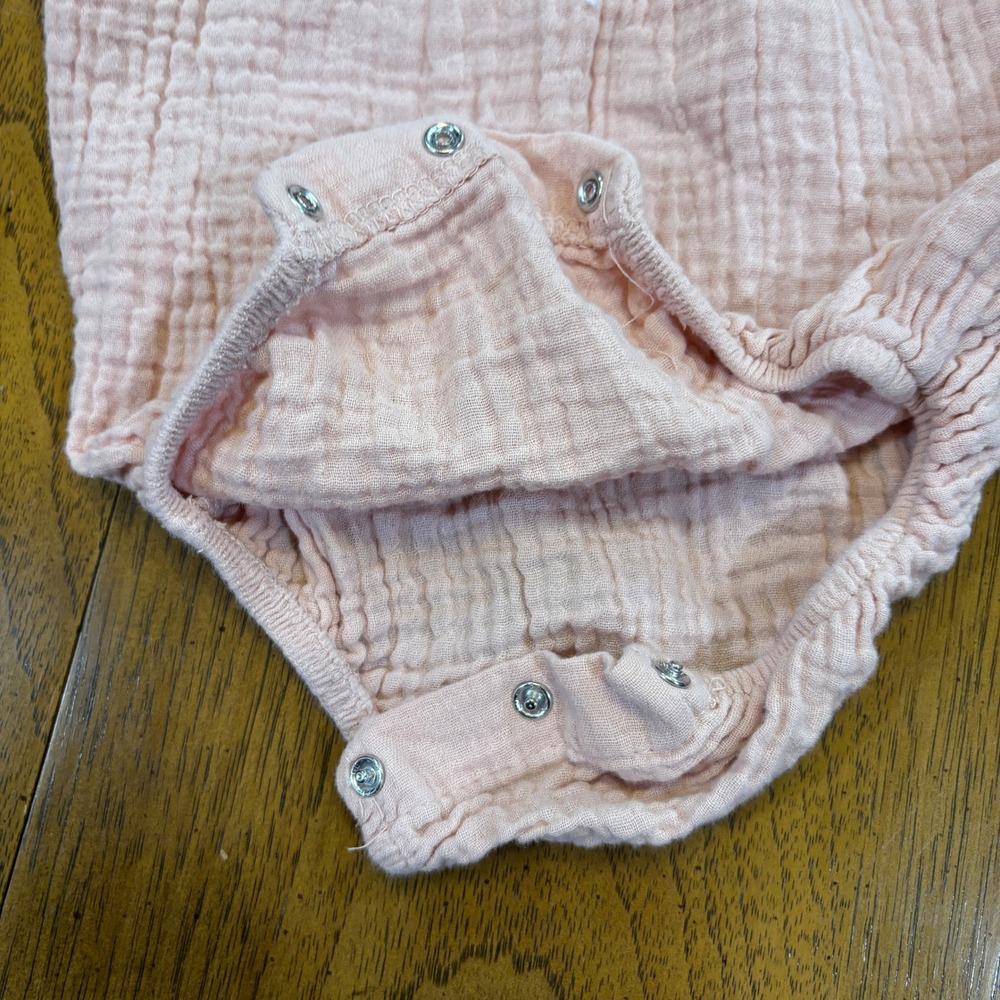 Rabbit + Bear Blush Pink Organic Cotton Gauze Ruffle Bubble Romper 18M Cute Chic - Picture 8 of 13
